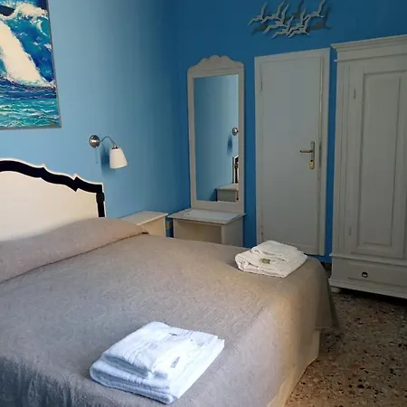 Al Mari Ponza